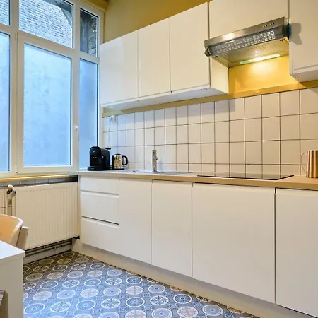 3 Bedroom Apartment, Close To All Amenities Lille Exterior photo