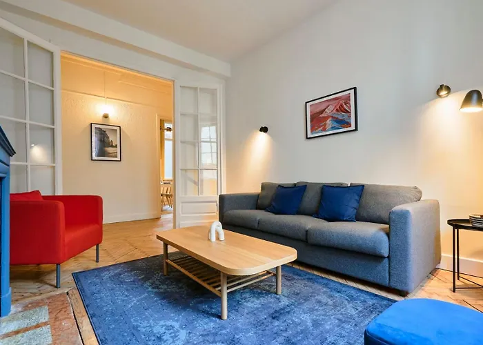 3 Bedroom Apartment, Close To All Amenities